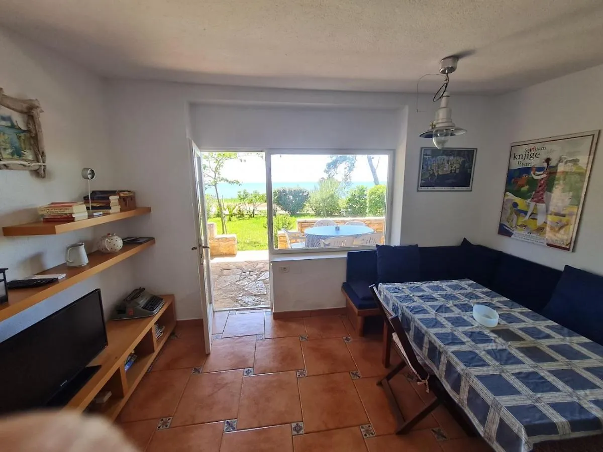 Beach House Red Umag Holiday home