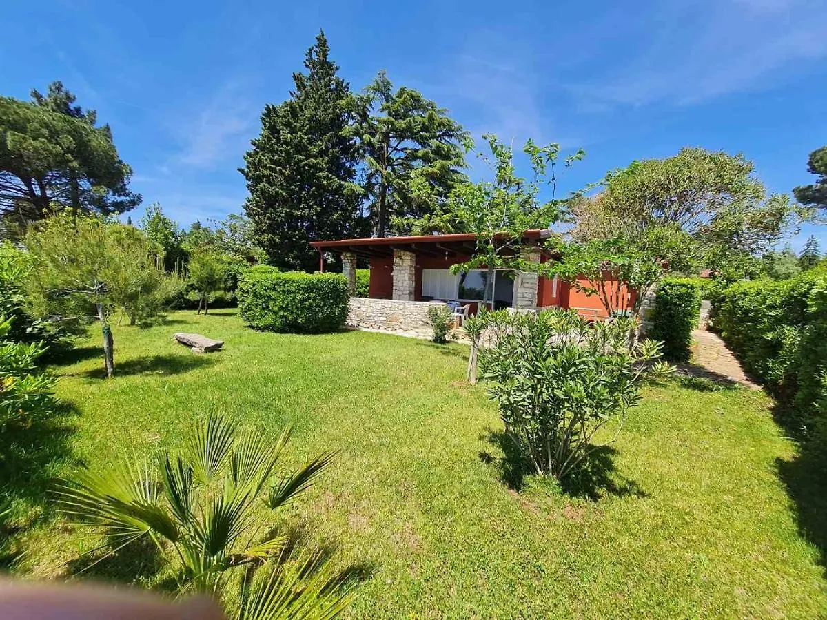 Holiday home Beach House Red Umag